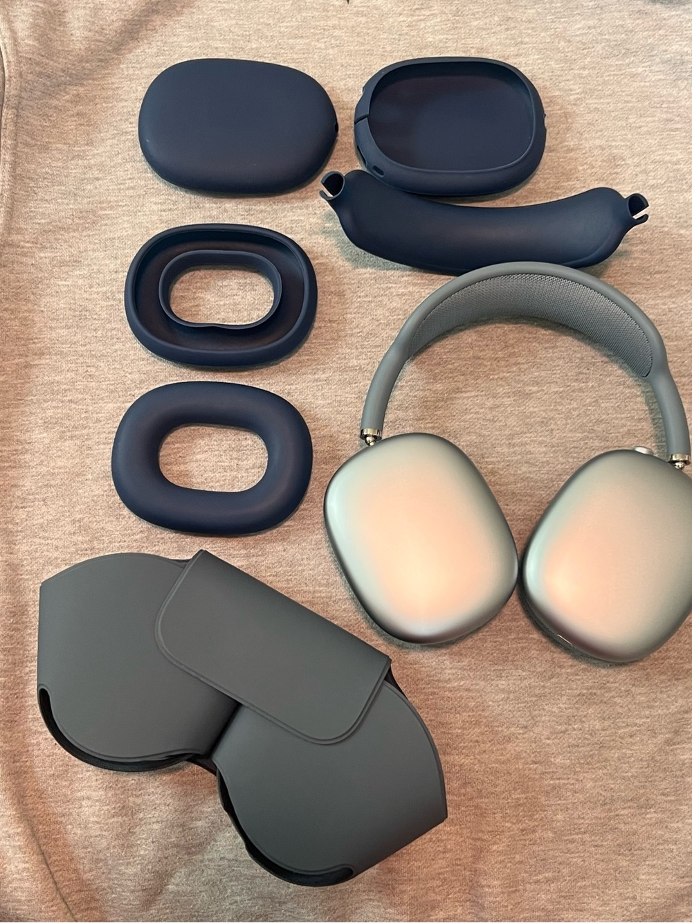 Apple AirPods Max with Ear Cushions & Case Accessories - Sky Blue